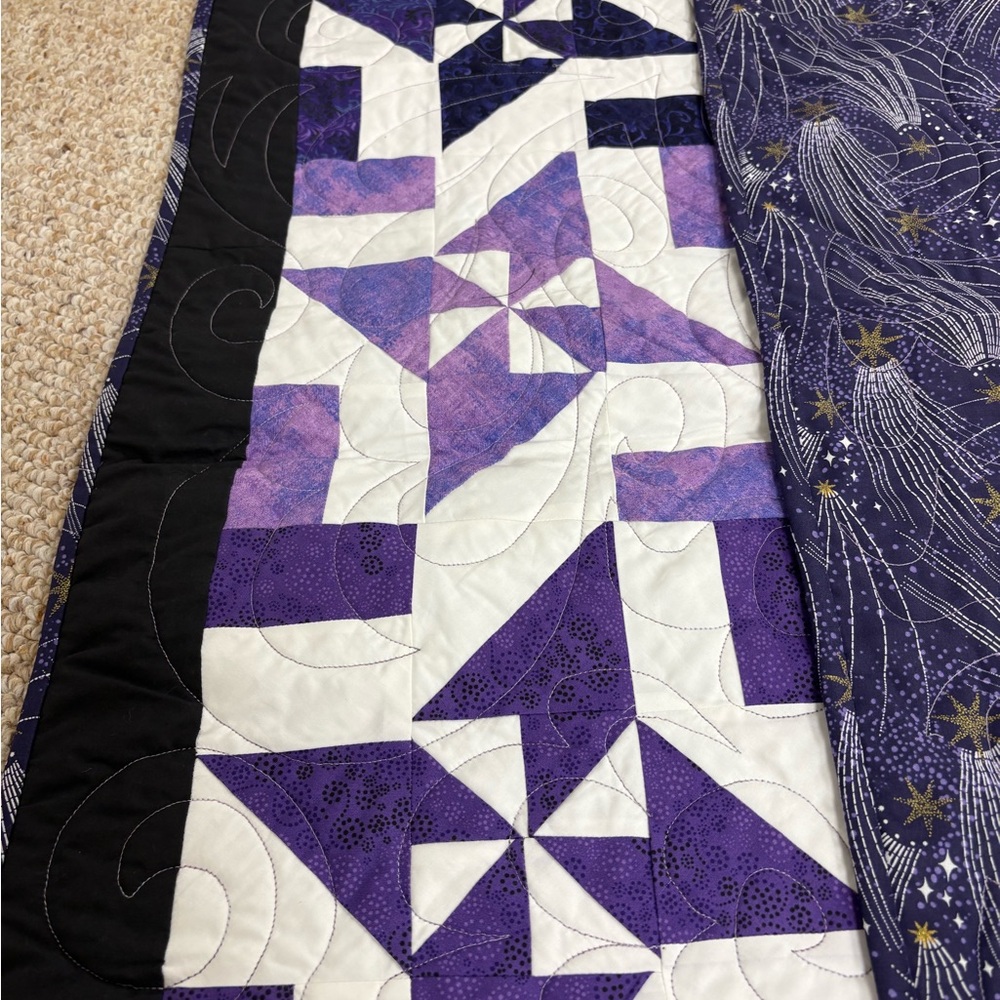 Handmade Purple & White Geometric Quilt 66”X 77” - Picture 4 of 9